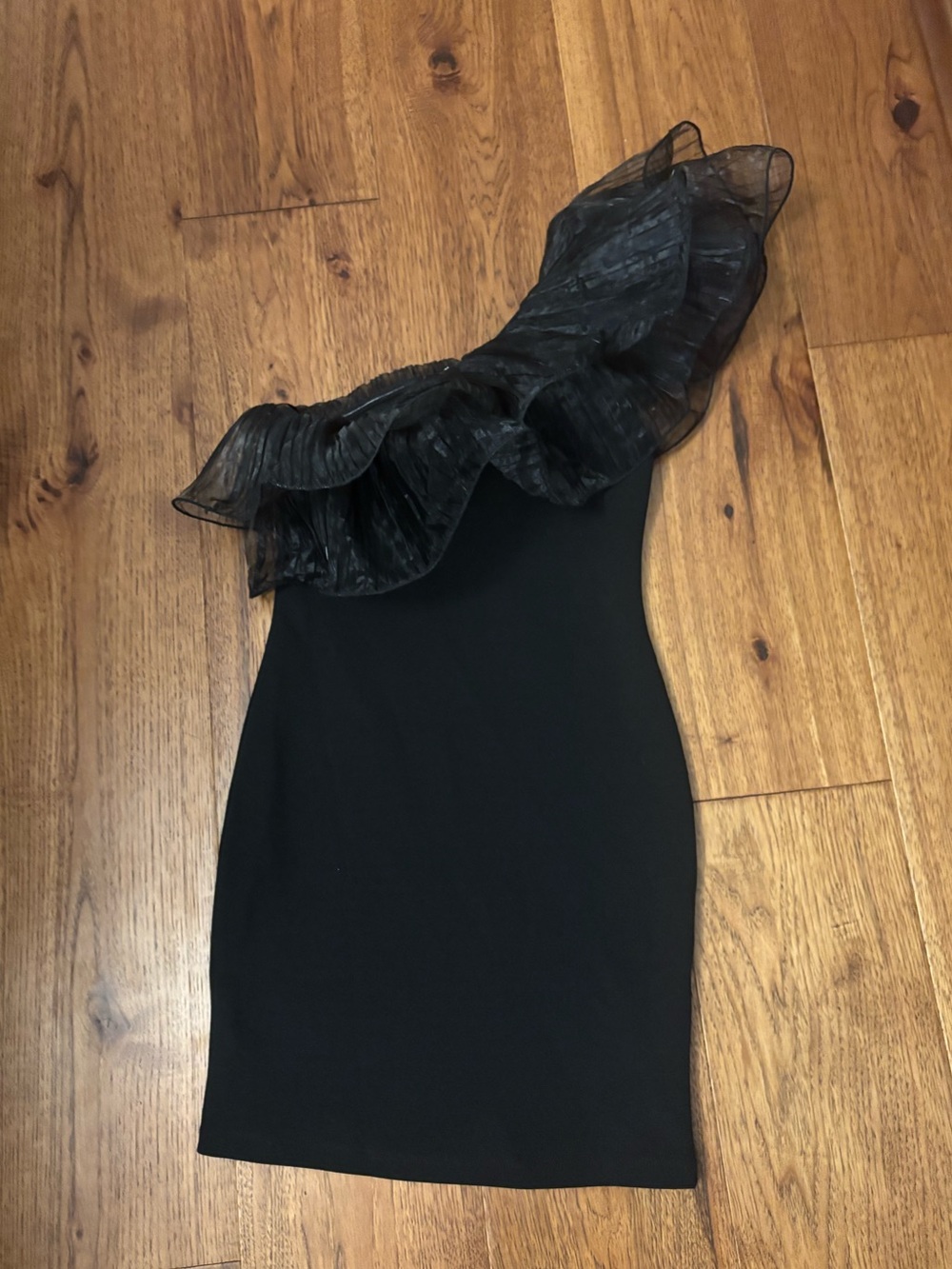 Black One-Shoulder Ruffle Cocktail Dress